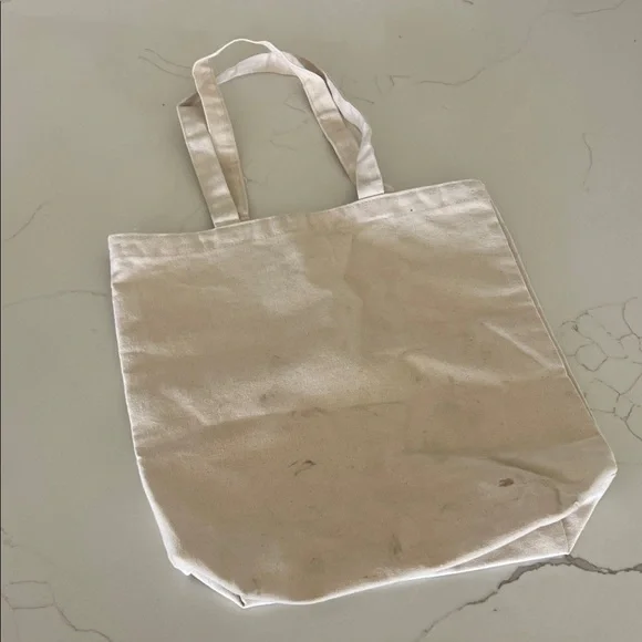 Vogue Multicolor Logo Cream Tote - Picture 3 of 3